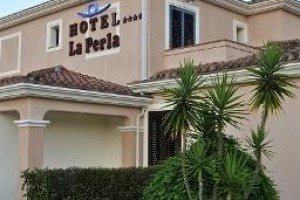 Hotel La Perla Image