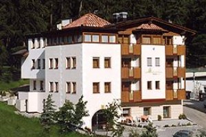 Hotel Laerchenhain Image