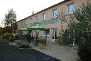Hotel Le Lac Bourneau voted  best hotel in Bourneau