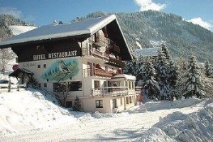 Logis le Roitelet voted 4th best hotel in Chatel