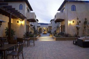 Hotel Luca voted 4th best hotel in Yountville