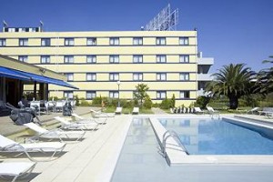 Novotel Porto Gaia voted 6th best hotel in Vila Nova de Gaia