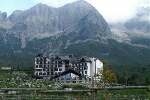 Hotel Piandineve Image