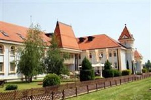 Hotel Prezident voted 7th best hotel in Palic