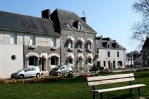 Hotel Restaurant Les Voyageurs voted 3rd best hotel in Guerande