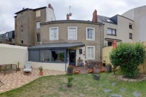 Hotel Saint-Yves Image