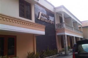Hotel Sanashtri Image