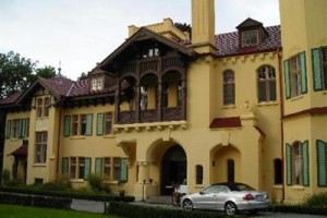 Hotel Schloss Hubertushohe voted  best hotel in Storkow 
