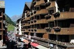 Hotel Schweizerhof And Residence Zermatt Image