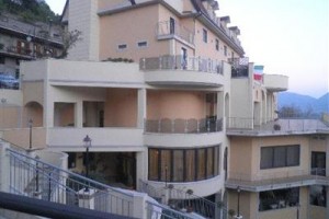 Hotel sette e mezzo voted  best hotel in Castelluccio Superiore