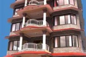 Hotel Trekkers Inn Image