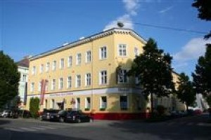 Unter den Linden voted 4th best hotel in Krems an der Donau