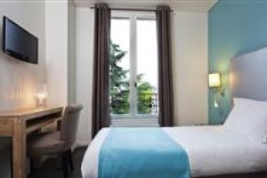 Hotel Douglas Paris voted 3rd best hotel in Puteaux
