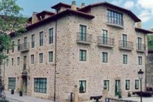 Villa de Cabrales Hotel-Apartamentos voted 6th best hotel in Cabrales