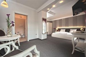 Hotel Villa Groff voted 5th best hotel in Auer