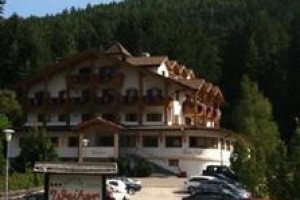 Hotel Weiher voted 4th best hotel in Falzes