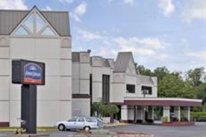 Howard Johnson Hotel East Lansing voted 5th best hotel in East Lansing