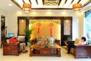 Huating Holiday Inn voted 7th best hotel in Guilin