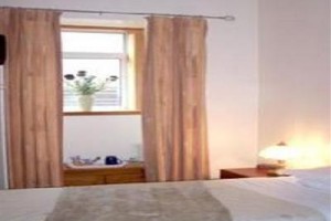 Ivydean Bed & Breakfast Ayr Image