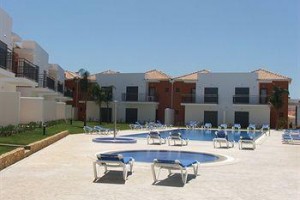 Jardins de Pera voted  best hotel in Alcantarilha