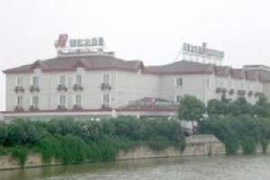 Jinjiang Inn Yixing Jin San Jiao Image