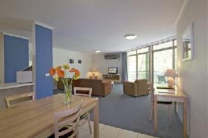 Kingston Terrace Serviced Apartments voted 2nd best hotel in Canberra