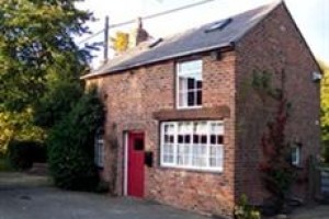 Kingswood Coach House Saughall voted  best hotel in Saughall