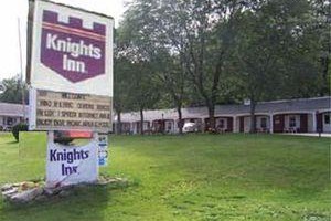 Knights Inn Bennington Image