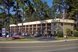 Knights Inn Traverse City Image