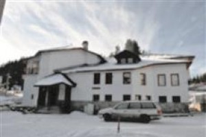 Kris Hotel Image