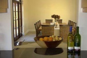 La Roche Guest House Image