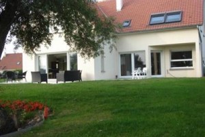 La Villa des Hortensias Image