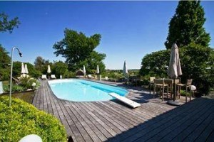 La Villa D'o Hotel Saint-Loubes voted  best hotel in Saint-Loubes