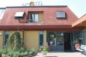 Hotel Lacotel Image