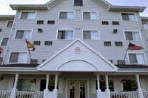 Lakeview Inn & Suites Fredericton Image