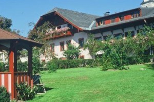 Landgasthof Holznerwirt voted  best hotel in Eugendorf