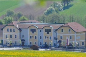 Landhotel Gafringwirt Euratsfeld voted  best hotel in Euratsfeld