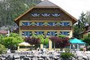 Hotel Schutzenhof voted 2nd best hotel in Fuschl am See