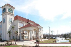 La Quinta Inn & Suites Pearland voted 4th best hotel in Pearland