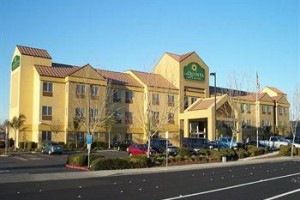 La Quinta Inn & Suites Dublin - Pleasanton Image