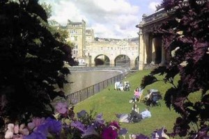 Laura's Townhouse Apartments Bath voted 9th best hotel in Bath