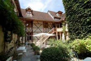 Le Champ Des Oiseaux voted 5th best hotel in Troyes