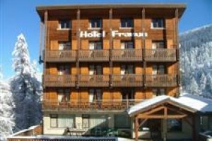 Le Franou Hotel Vars voted 4th best hotel in Vars