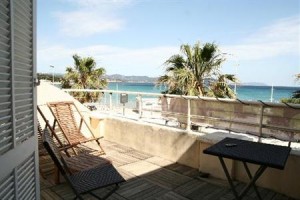 Le Marina B Image