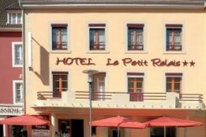 Le Petit Relais Hotel voted  best hotel in Pont-de-Roide