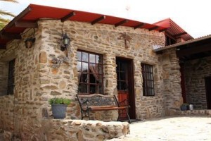 Leopard Lodge voted  best hotel in Okanjanga
