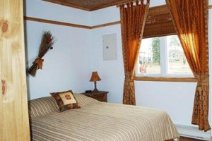 Les Chalets Baie Cascouia voted  best hotel in Larouche