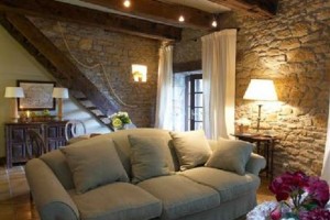 Les Galets Blancs voted 3rd best hotel in Le Conquet