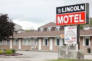 Lincoln Motel North Bay Image