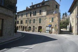 Locanda Toscanini voted  best hotel in Cetona